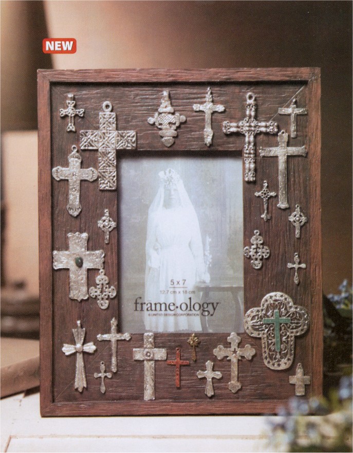frameology Crosses Frame, Vertical photo frame by United Design